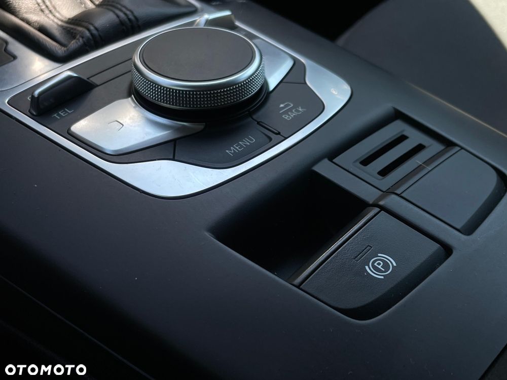 Audi A3 Sportback 30 TFSI S tronic design - 27