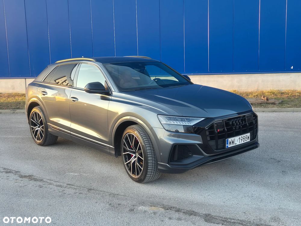 Audi SQ8 - 1