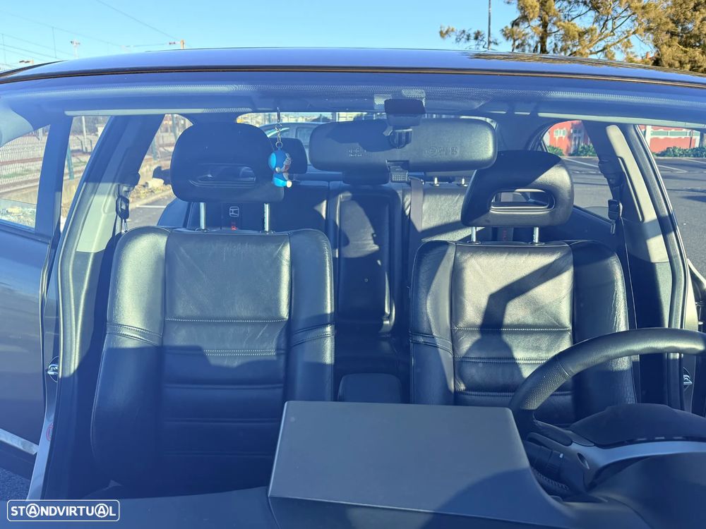 Honda Civic 1.8 ES - 23