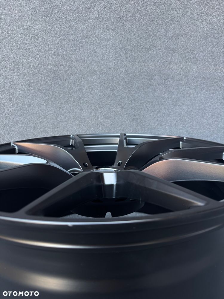 NOWE alufelgi M pakiet 5x112 18 felgi 8j ET25 BMW seria 3 G20 G22 G30 G31 F44 G22 G23 G32 F39 G60 G01 X1 F48 G42 X2 U06 Active Tourer Z4 G29 xDrive Styling 930 czarne polerowane jak Japan Racing Carbonado Rubin - 7