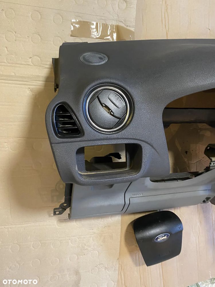 Deska rozdzielcza Ford S-Max 2008r - 5