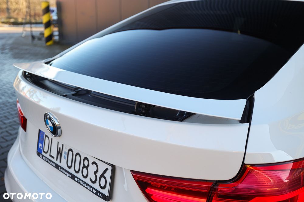 BMW Seria 3 330i M Sport Shadow sport - 19