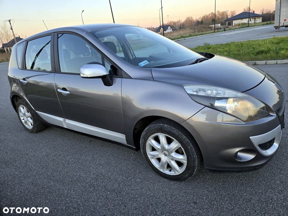 Renault Scenic 1.5 dCi Avantage - 29
