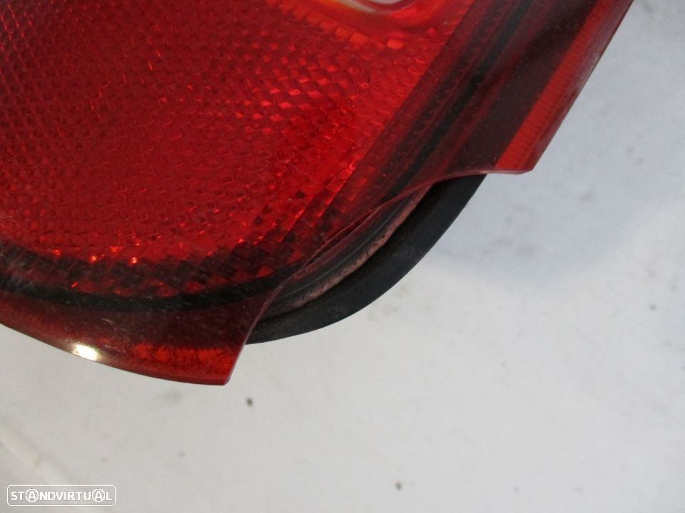 Farol Farolim trás Hyundai Matrix Direito - 2
