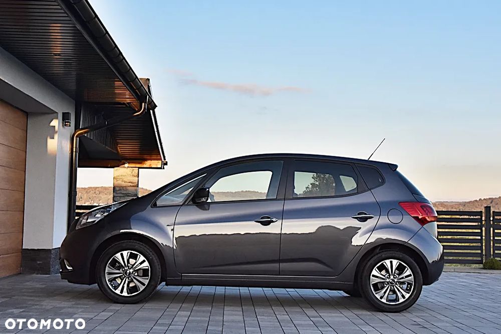 Kia Venga 1.4 CVVT Dream Team Edition - 10