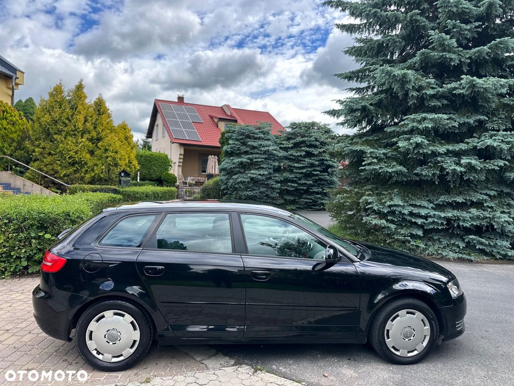 Audi A3 Sportback - 7