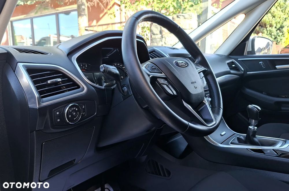 Ford Galaxy 2.0 TDCi Titanium - 31
