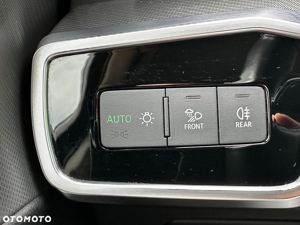 Audi A6 Avant 40 TDI quattro S tronic - 27
