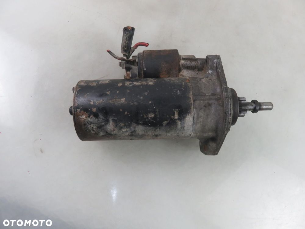ROZRUSZNIK VW GOLF II 1.6 D - ME 068911023G 0001110001 - 2