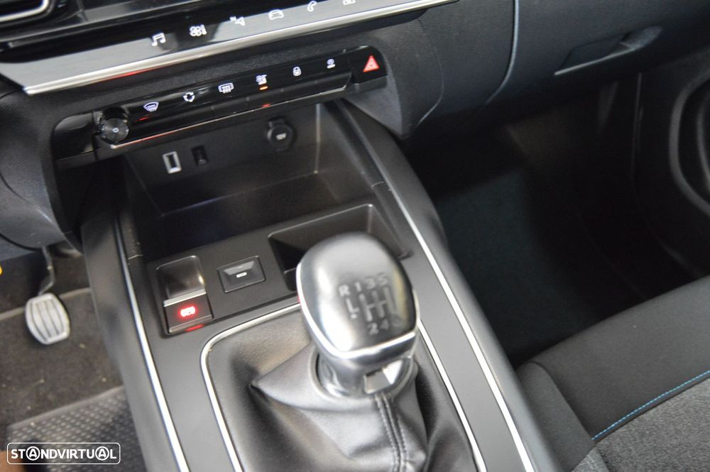 Citroën C5 Aircross 1.2 PureTech Live Pack - 31