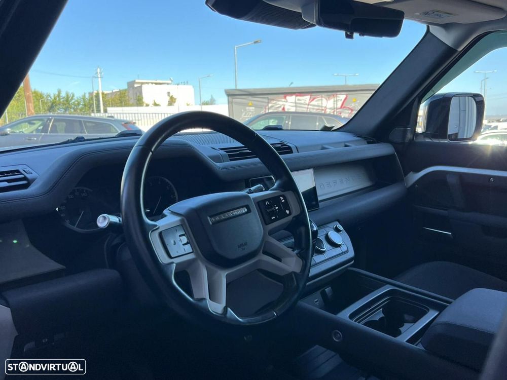 Land Rover Defender 110 P300 - 9