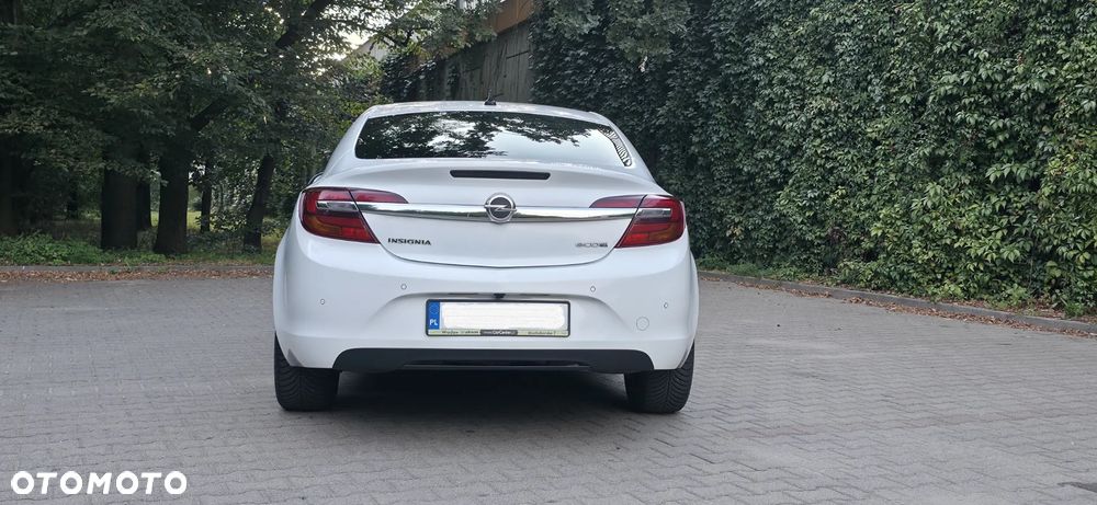 Opel Insignia 1.6 T Cosmo S&S - 5