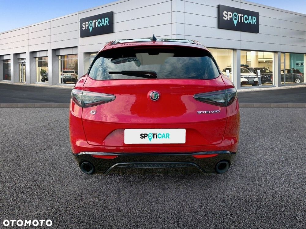Alfa Romeo Stelvio 2.0 Turbo Competizione Q4 - 6
