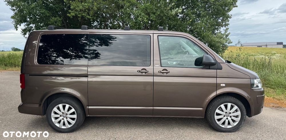 Volkswagen Multivan - 2