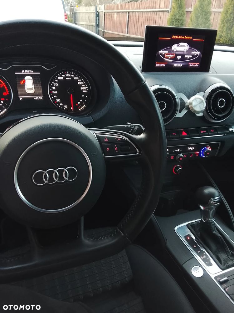 Audi A3 Sportback - 13