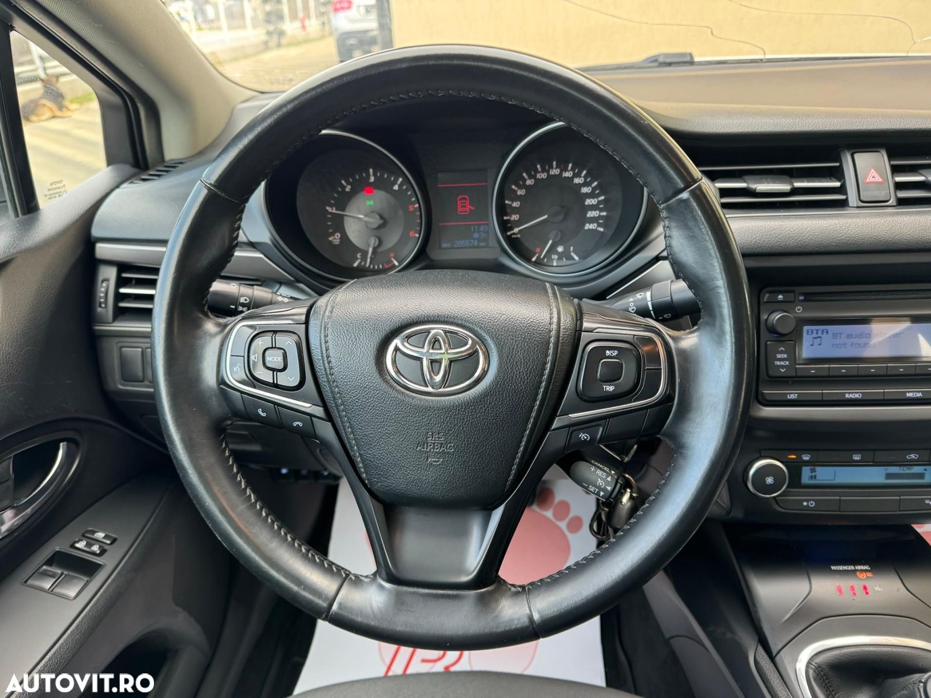 Toyota Avensis - 10