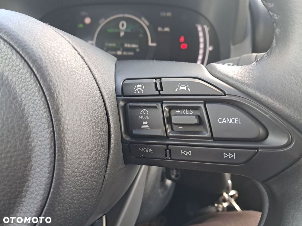 Toyota Yaris Cross Hybrid 1.5 Comfort - 27
