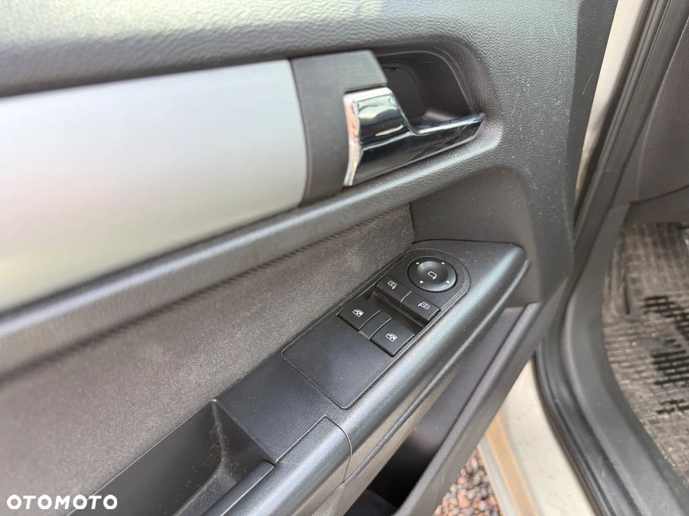 Opel Astra III 1.6 Enjoy - 10