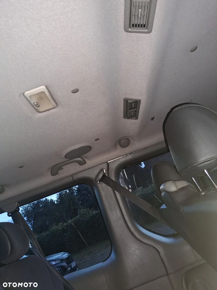 Renault Trafic Grand Passenger Black Edition - 38