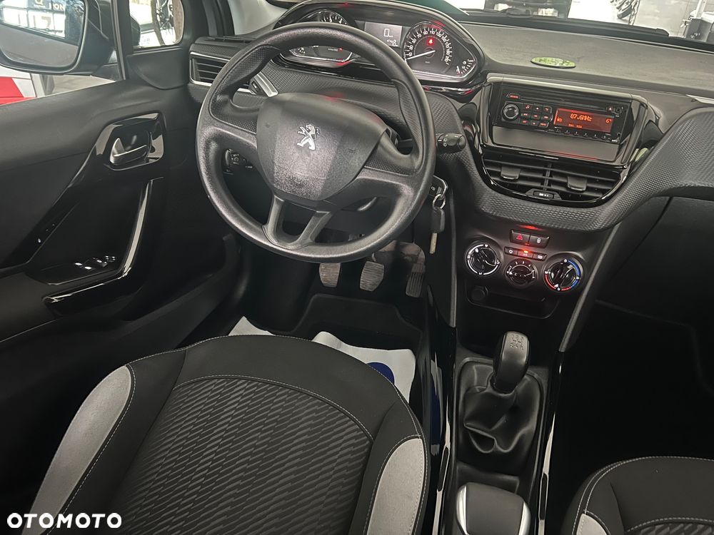 Peugeot 2008 PureTech 82 Allure - 19