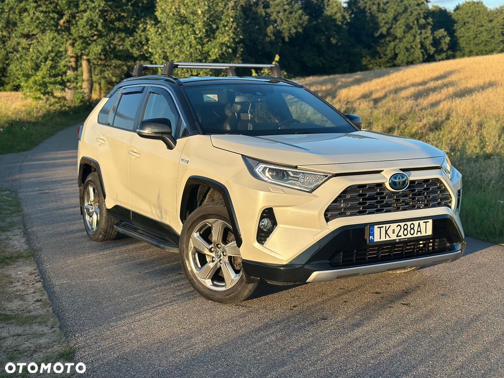 Toyota RAV4 - 1