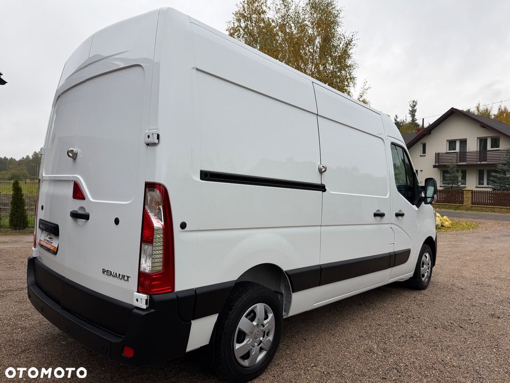 Renault Master - 18