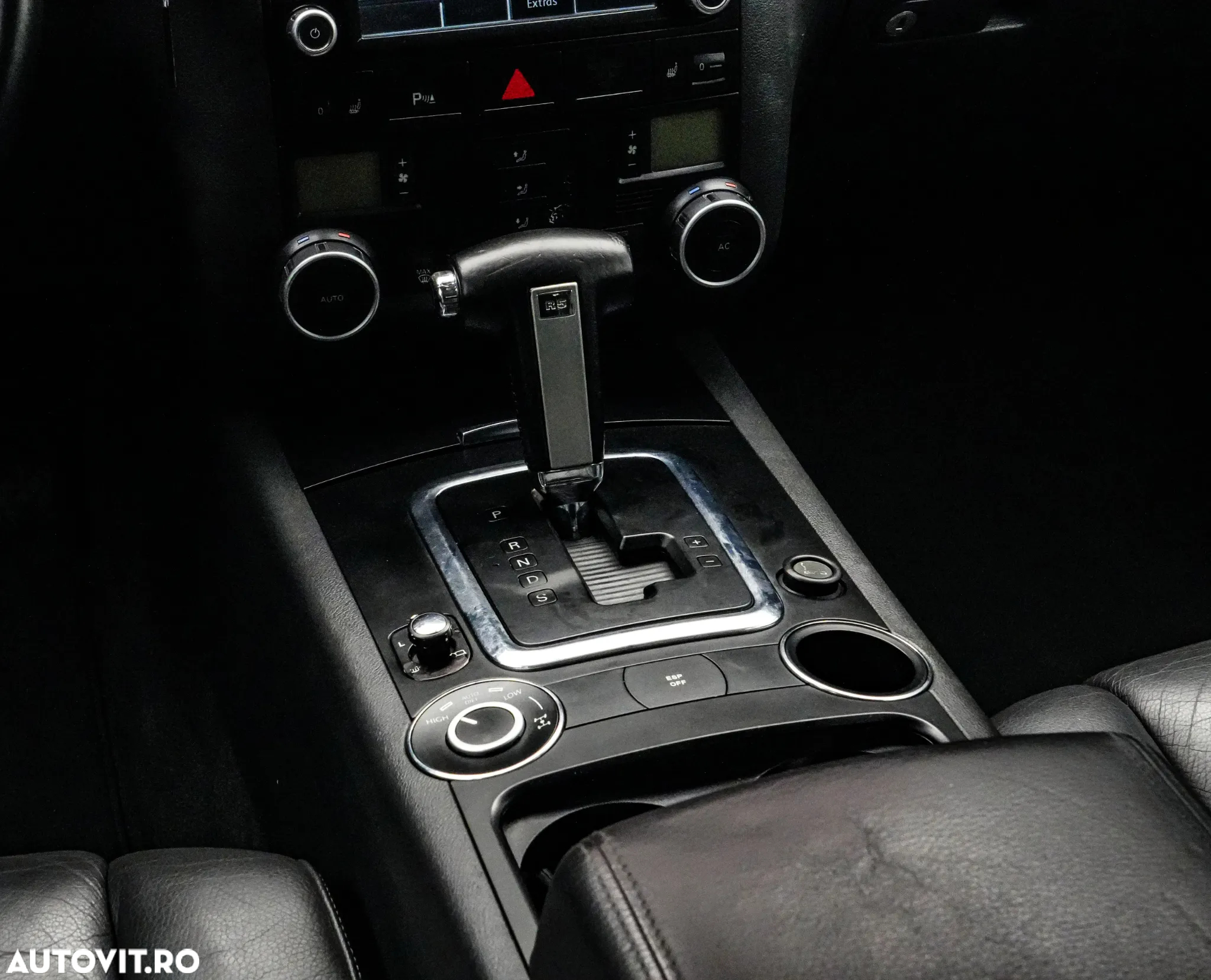 Volkswagen Touareg 2.5 TDI R5 Aut. - 20