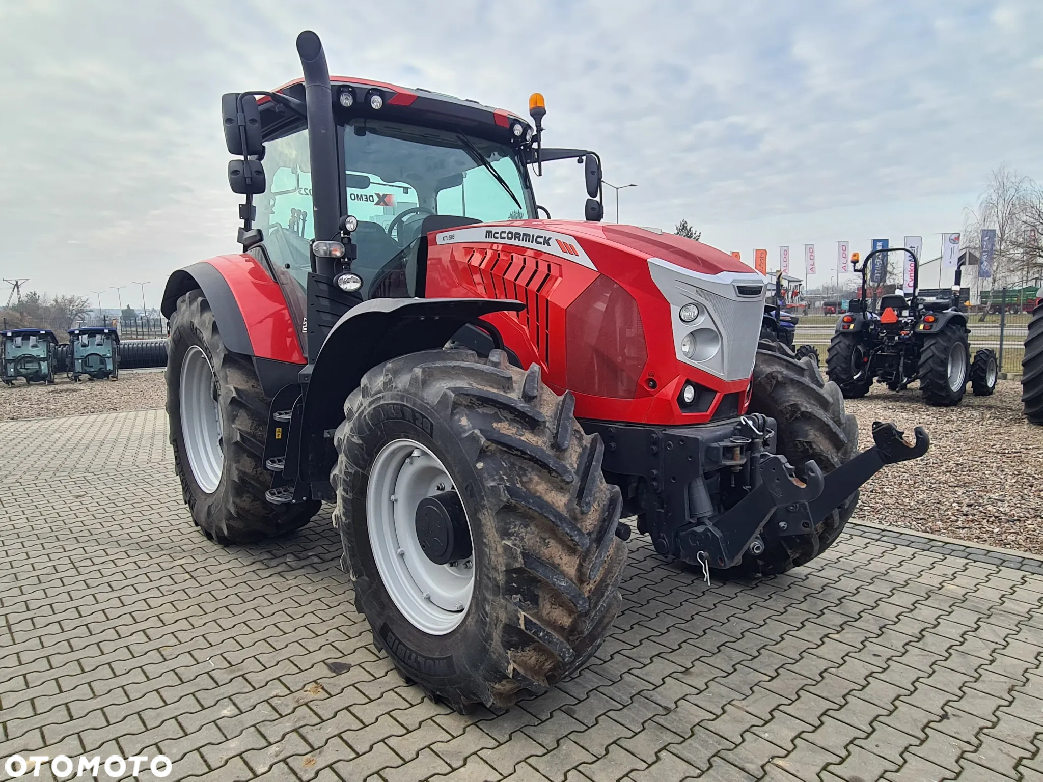 McCormick X7.618 SWB P6-Drive - 8