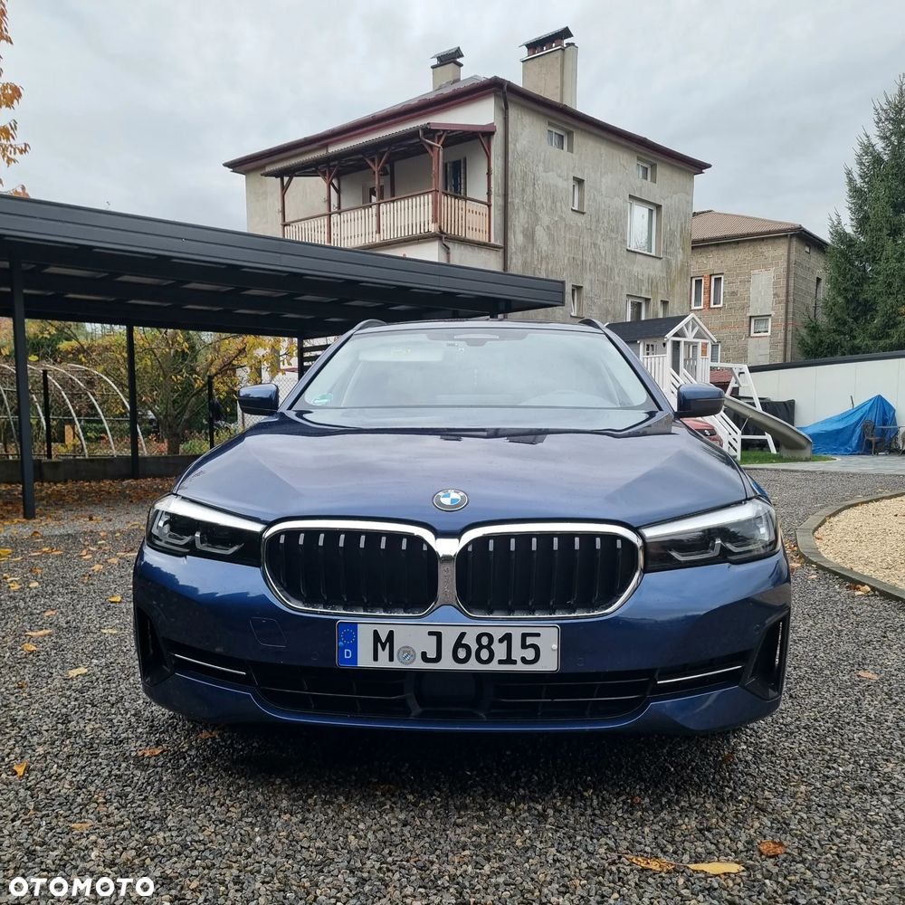 BMW Seria 5 520d Touring Luxury Line - 3