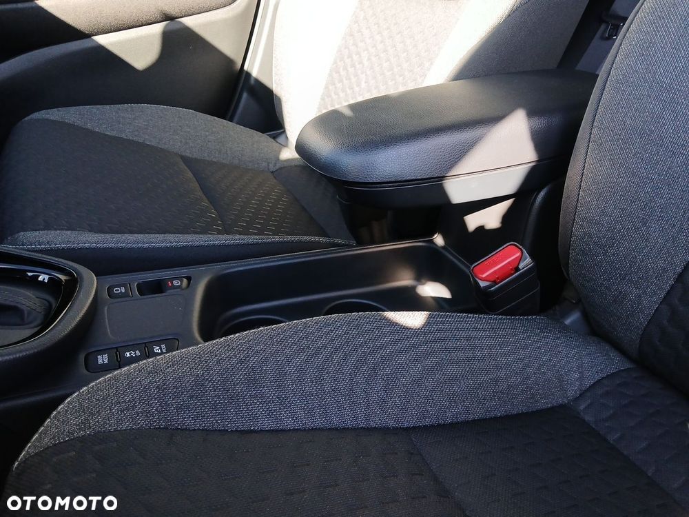 Toyota Yaris Cross Hybrid 1.5 Style - 38