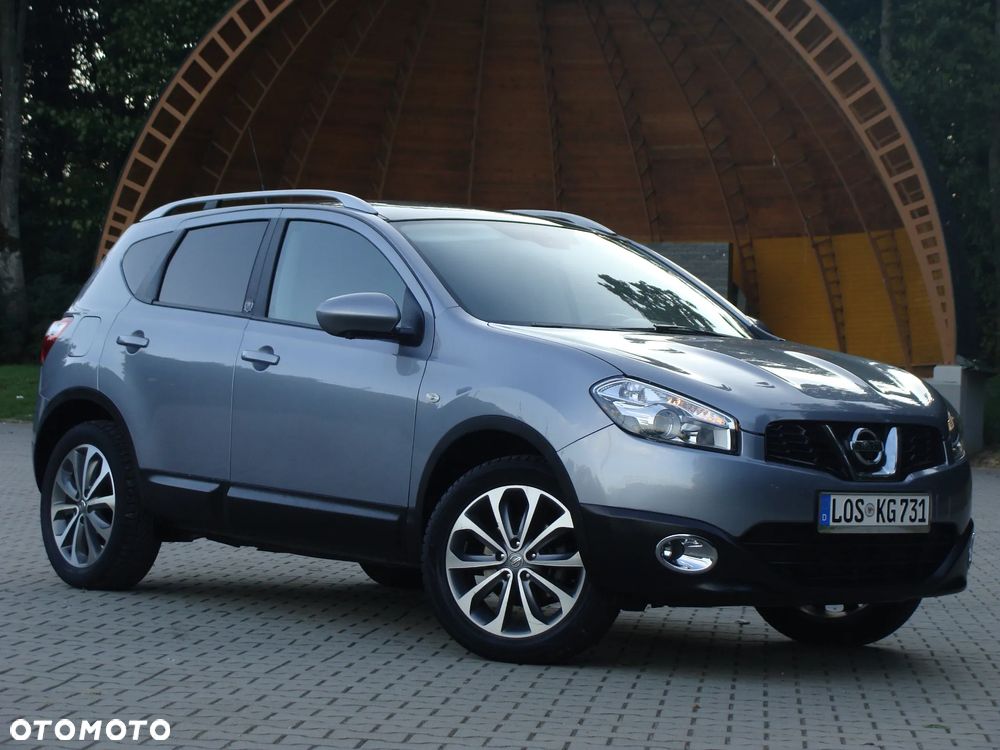 Nissan Qashqai - 2
