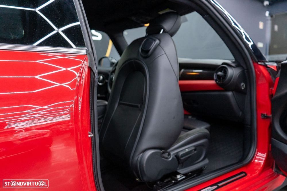 MINI 3 Portas John Cooper Works Auto Desportiva - 27