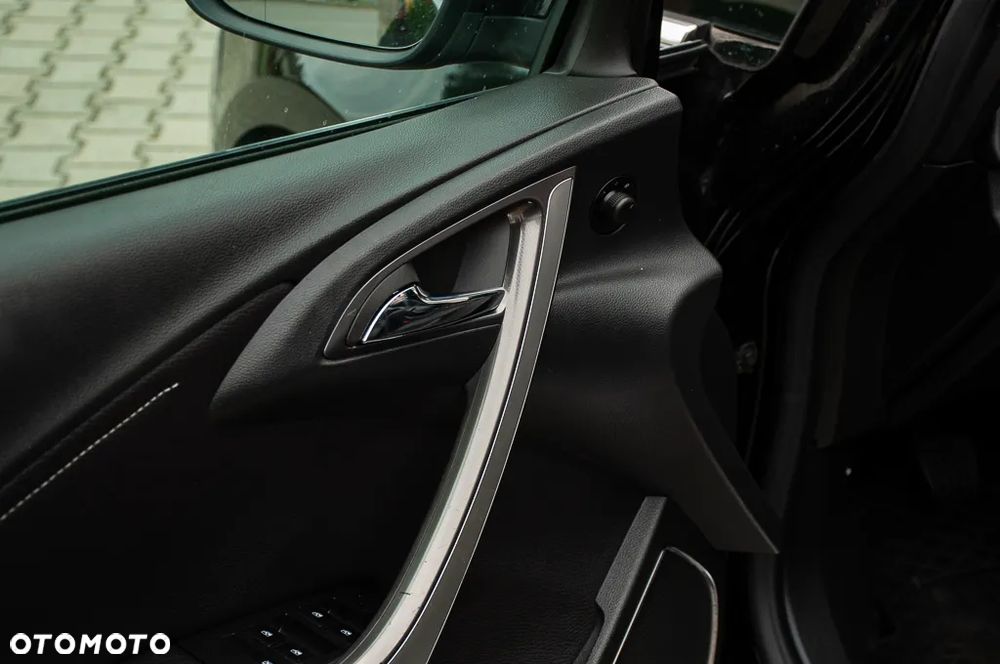 Opel Astra 1.6 Turbo Edition - 36