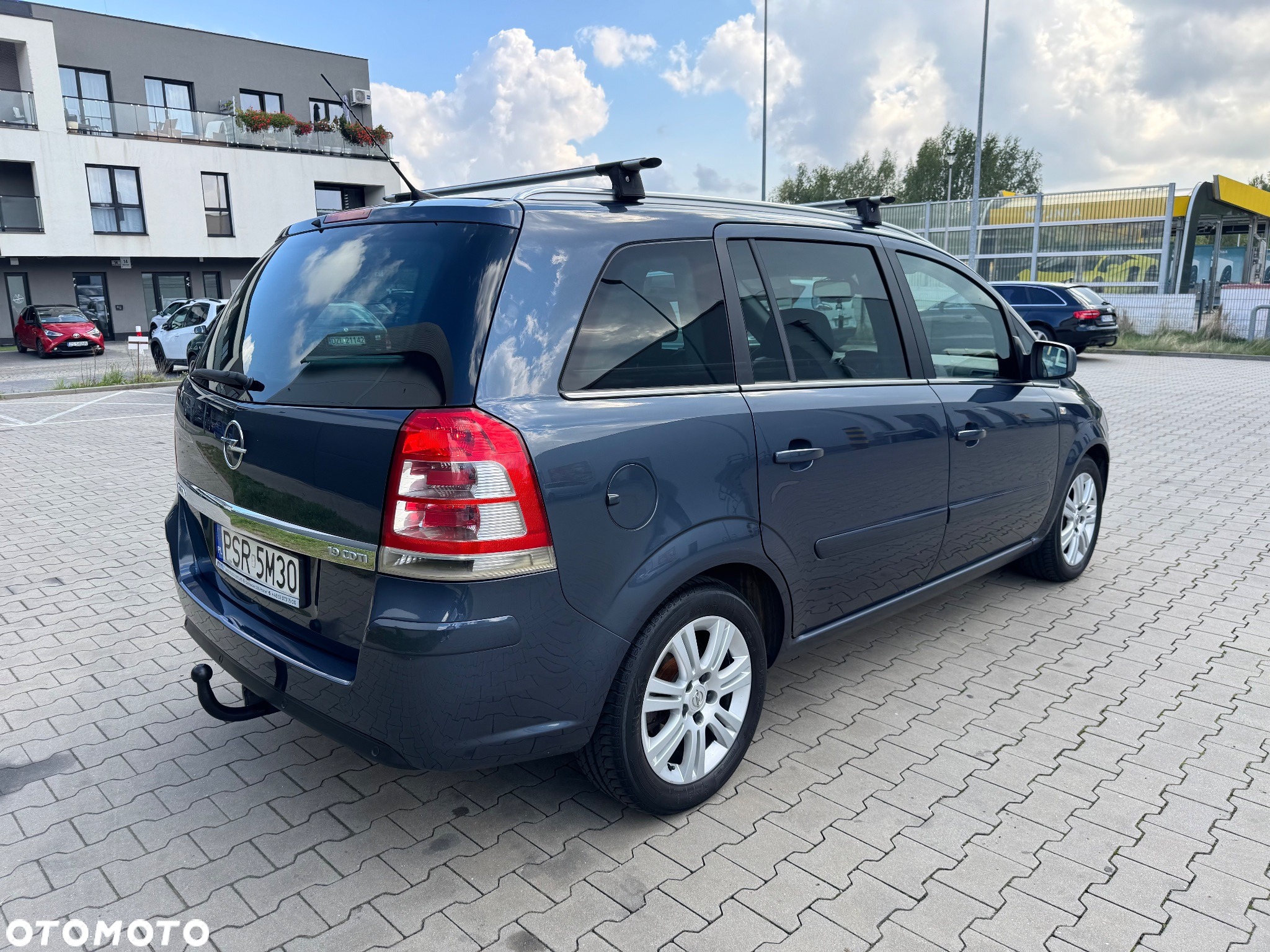 Opel Zafira 1.9 CDTI Cosmo ActiveSelect - 4