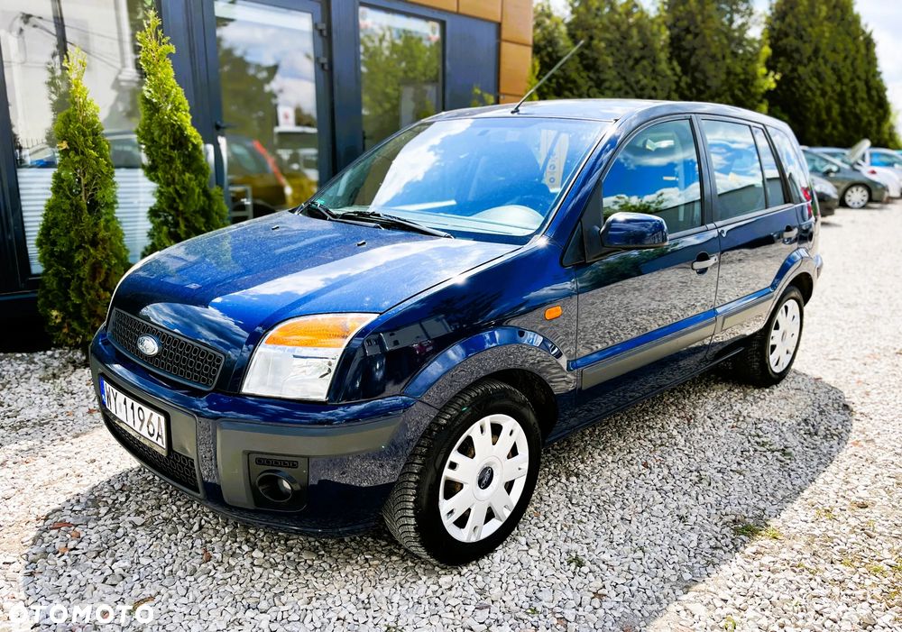 Ford Fusion - 3