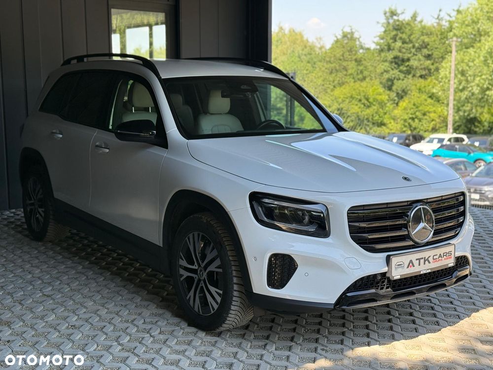 Mercedes-Benz GLB 200 d 4-Matic 8G-DCT - 4