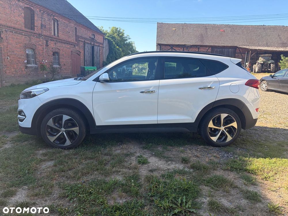 Hyundai Tucson 1.7 CRDI BlueDrive Style 2WD - 15
