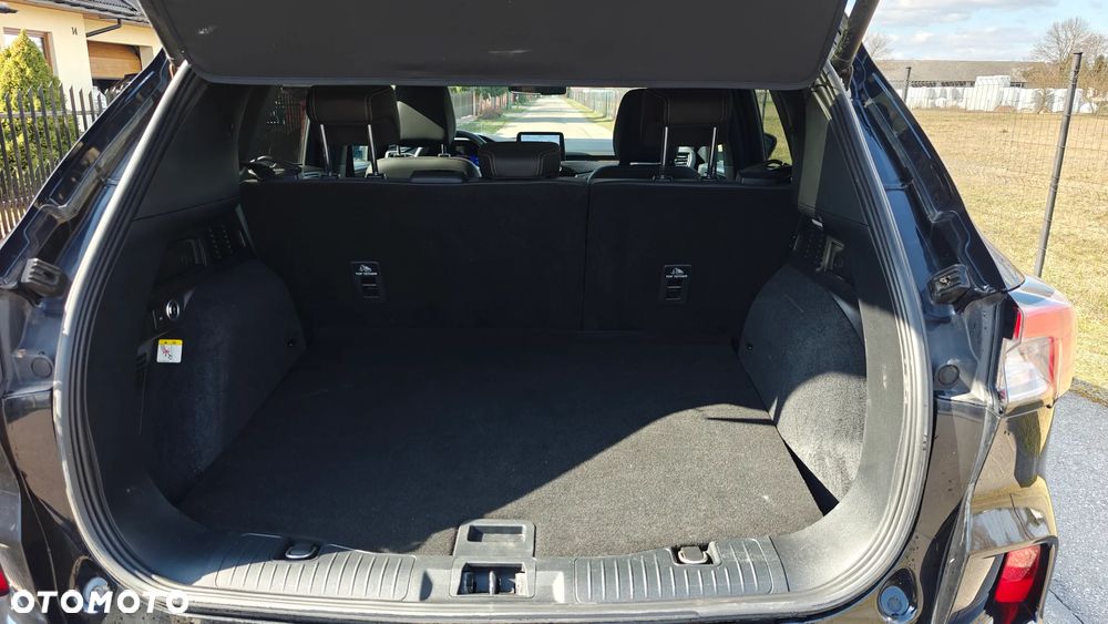 Ford Kuga - 31