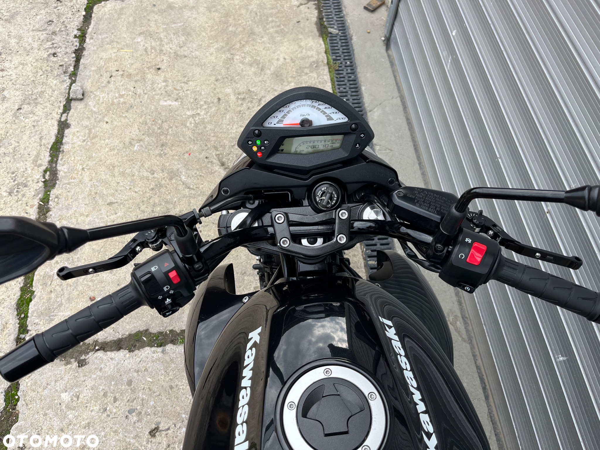 Kawasaki ER - 33