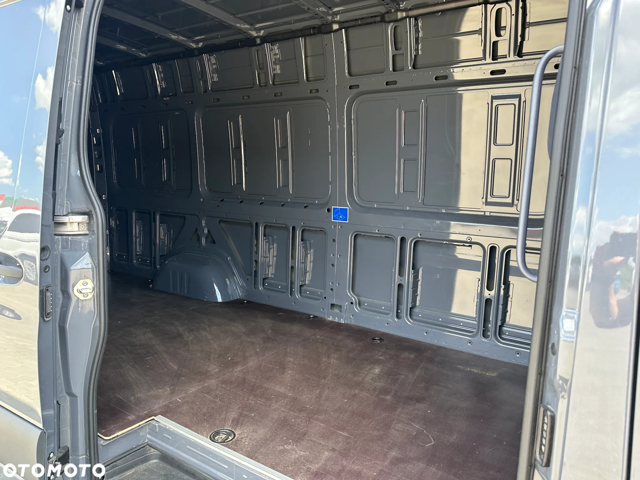 Mercedes-Benz sprinter - 16