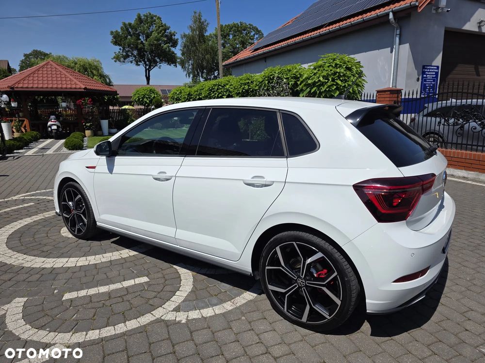 Volkswagen Polo - 4