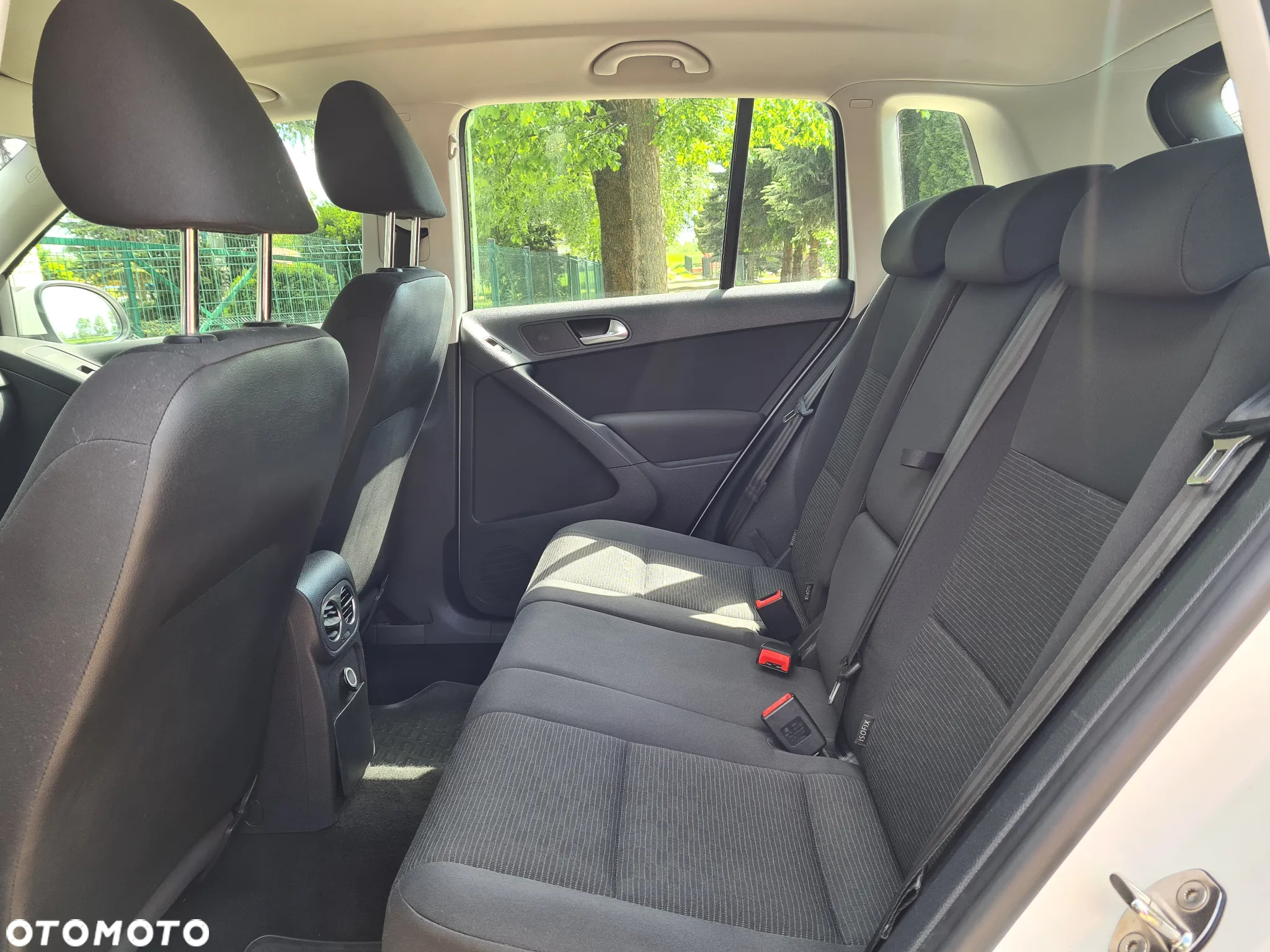Volkswagen Tiguan - 9