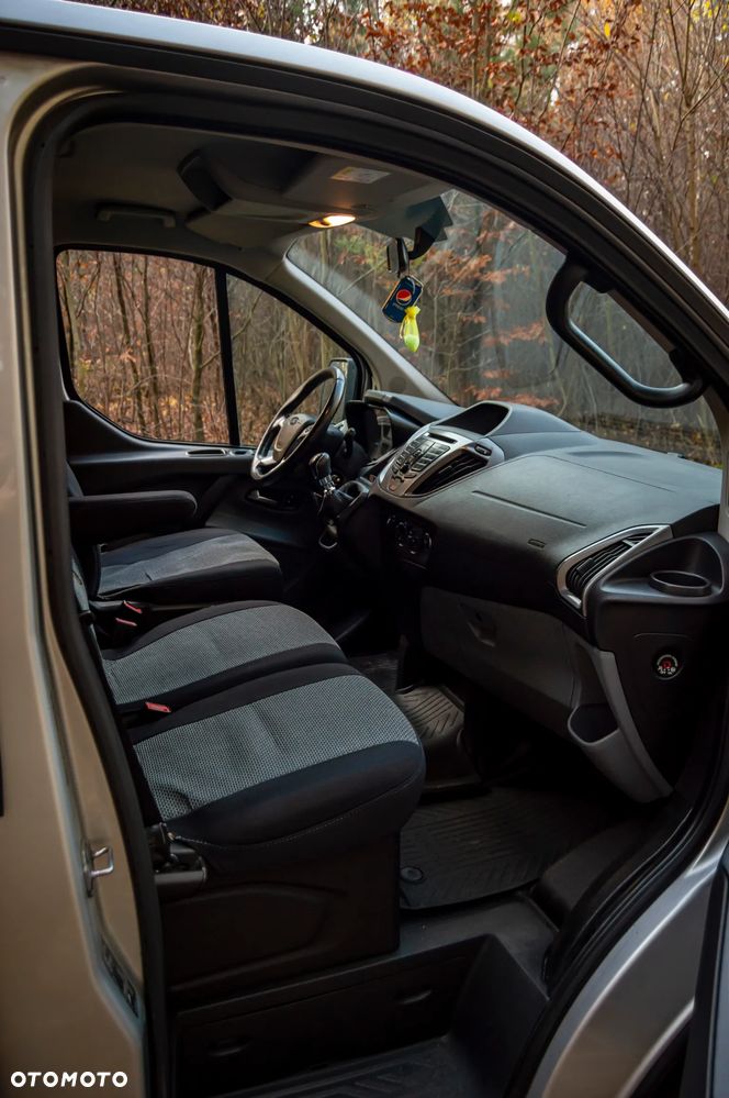 Ford Transit Custom 290 L1H1 Limited - 11