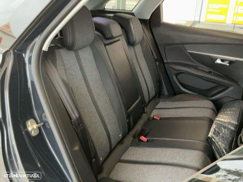 Peugeot 3008 1.5 BlueHDi Allure EAT8 - 10
