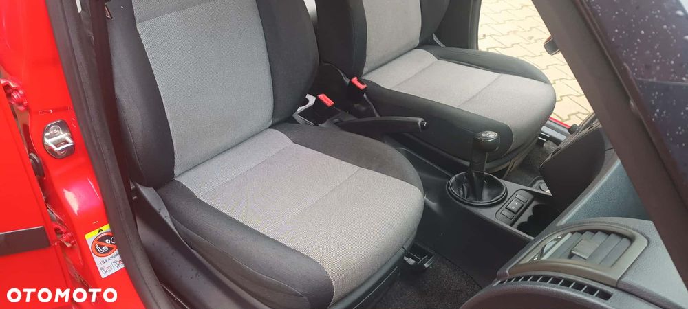 Skoda Fabia 1.2 HTP Classic - 4