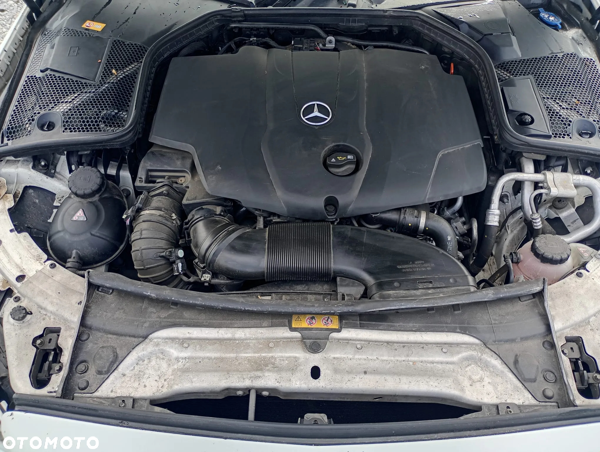 Mercedes-Benz Klasa C 220 d Coupe - 13