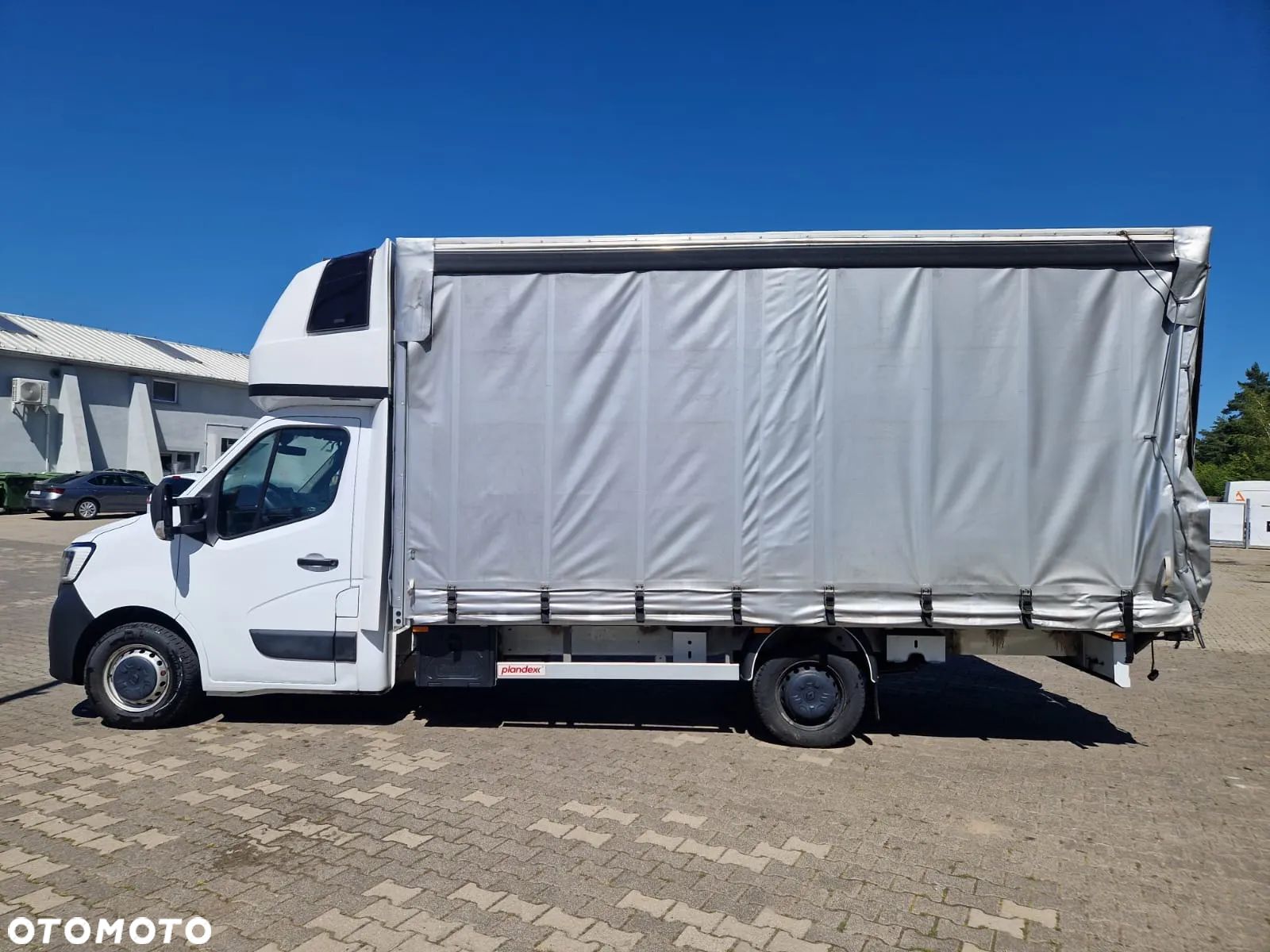 Renault Master - 1