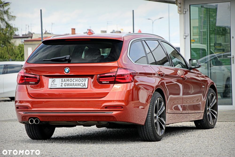 BMW Seria 3 330i xDrive Sport Line Sport - 8