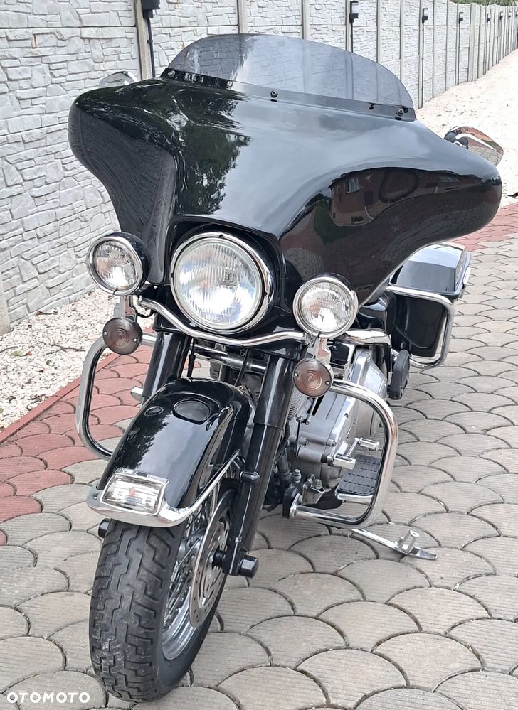Harley-Davidson FLHT Electra Glide Standard - 16