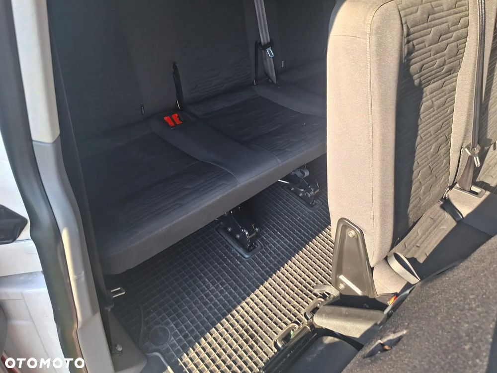Volkswagen Caravelle 2.0 TDI L2 Highline DSG - 23